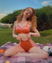 Екатерина, 25