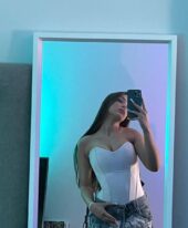 Александра, 28