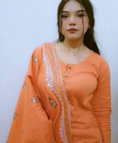 Хания Хан, 27