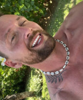 Vlad, 28